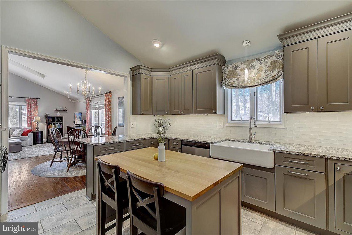 184 Windmill Road Willow Grove, PA 19090 - Photo 15 of 43 Gallery Image 15