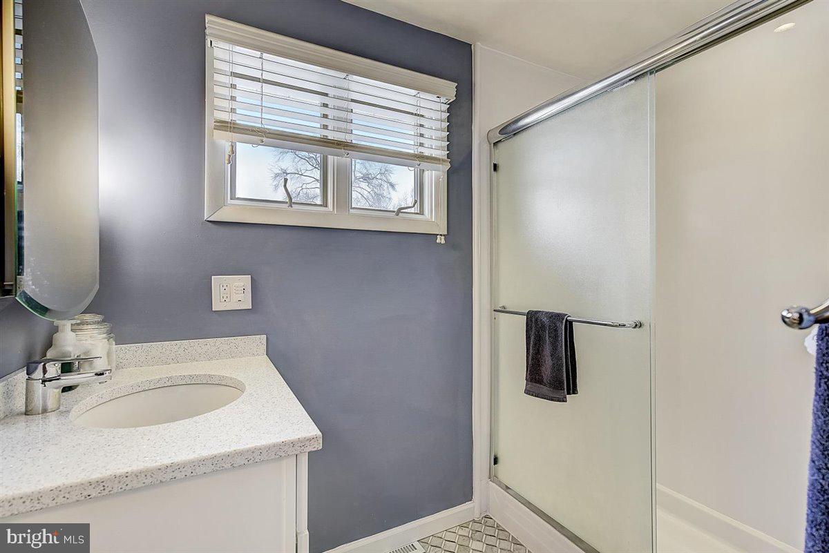 184 Windmill Road Willow Grove, PA 19090 - Photo 29 of 43 Gallery Image 29