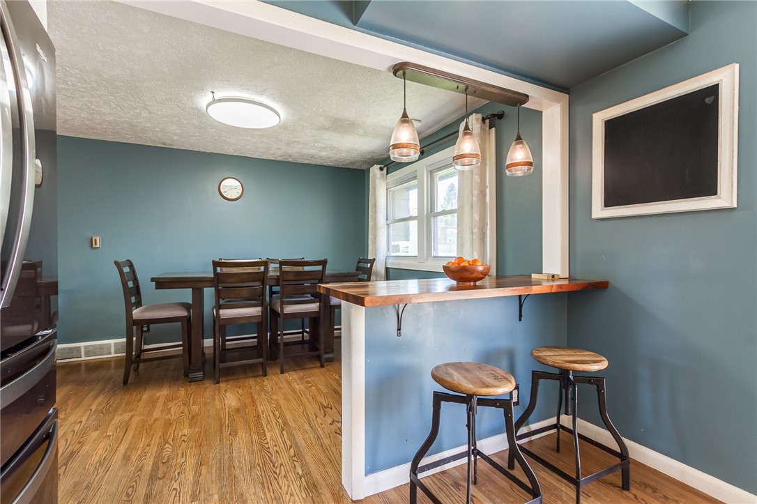 21 Saxony Road Pittsford, NY 14534 - Photo 18 of 39