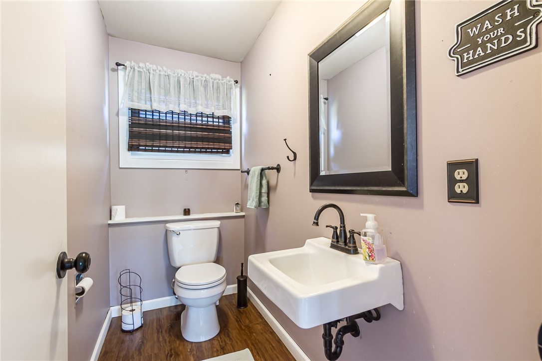 21 Saxony Road Pittsford, NY 14534 - Photo 28 of 39