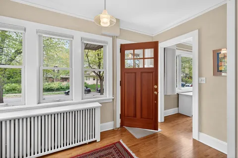 $525,000 | 2840 44th Avenue South, Minneapolis, MN 55406