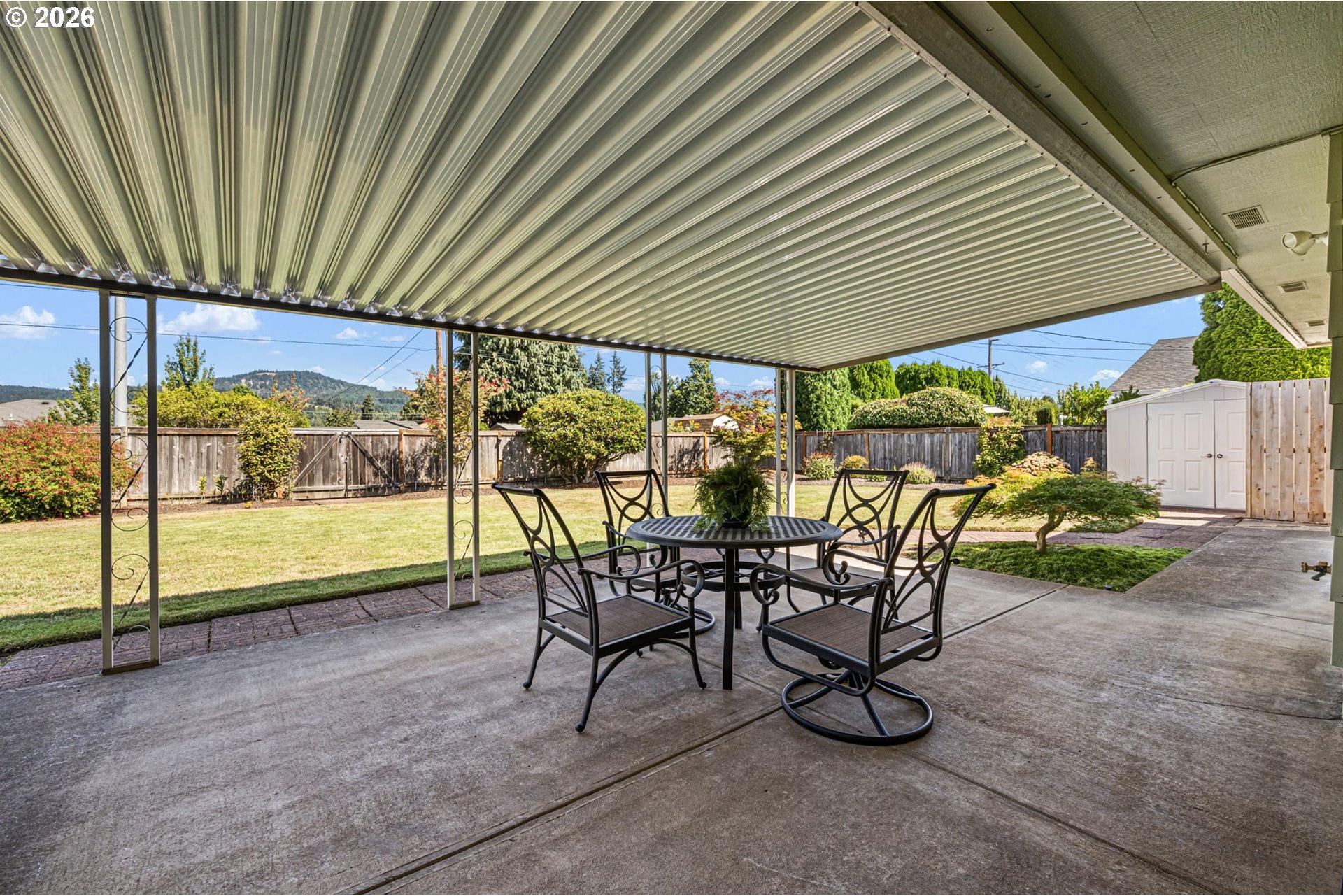2184 Loch Drive Springfield, OR 97477 - Photo 42 of 47 Patio