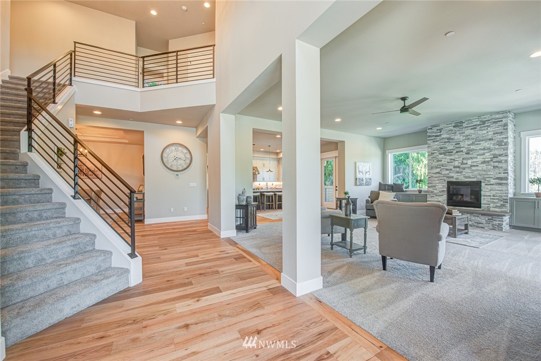 9207 Odin Way Bothell, WA 98011 - Photo 6 of 39 Gallery Image 6