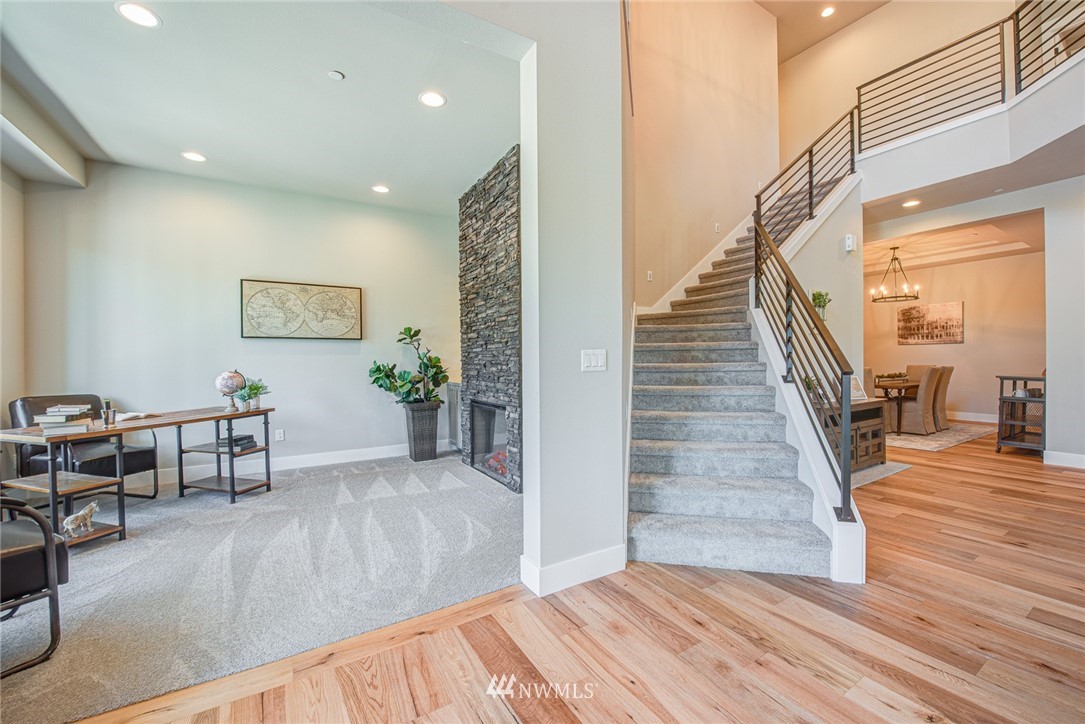 9207 Odin Way Bothell, WA 98011 - Photo 7 of 39 Gallery Image 7