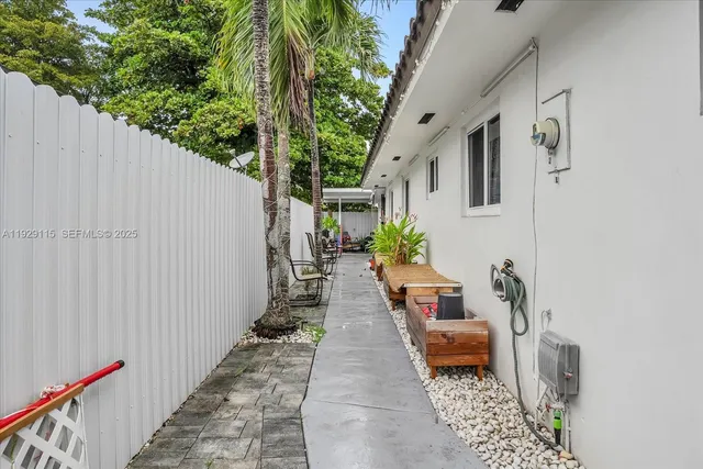 $540,000 | 1071 West 37th Street, Hialeah, FL 33012