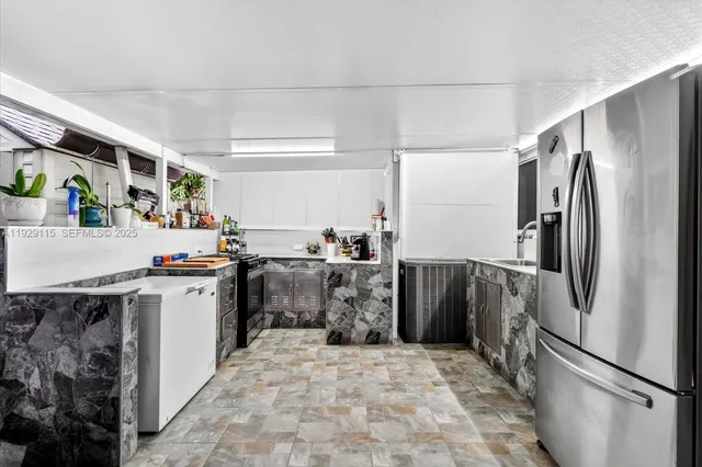 $540,000 | 1071 West 37th Street, Hialeah, FL 33012