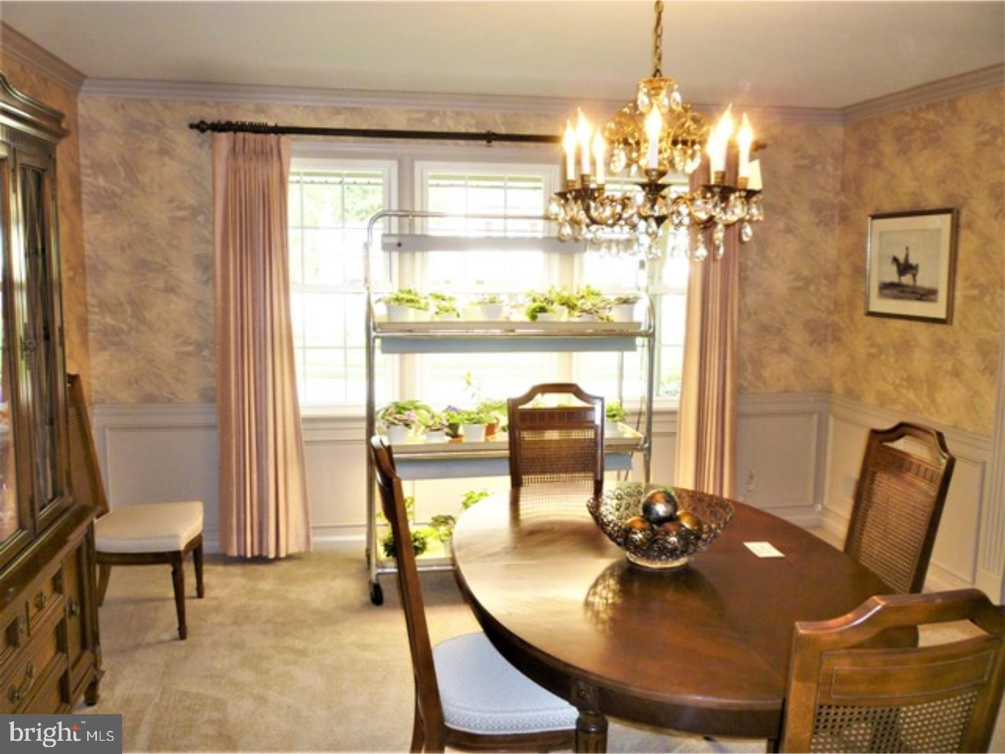 2529 Eaton Road Wilmington, DE 19810 - Photo 13 of 25 Dining Room