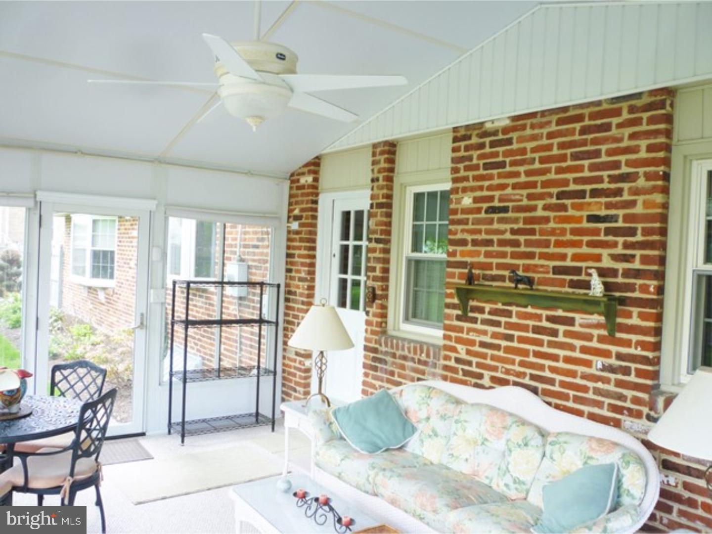 2529 Eaton Road Wilmington, DE 19810 - Photo 20 of 25 Sun Room
