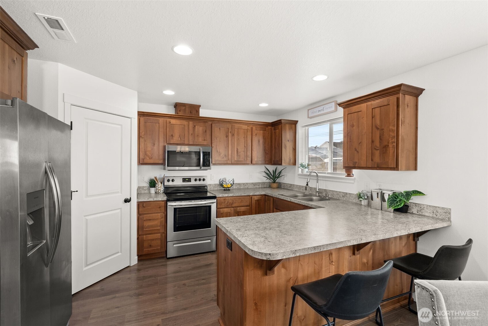 405 Cardinal Avenue Winlock, WA 98596 - Photo 11 of 40