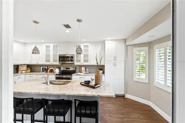 $429,000 | 5471 Cynthia Lane, Sarasota, FL 34235