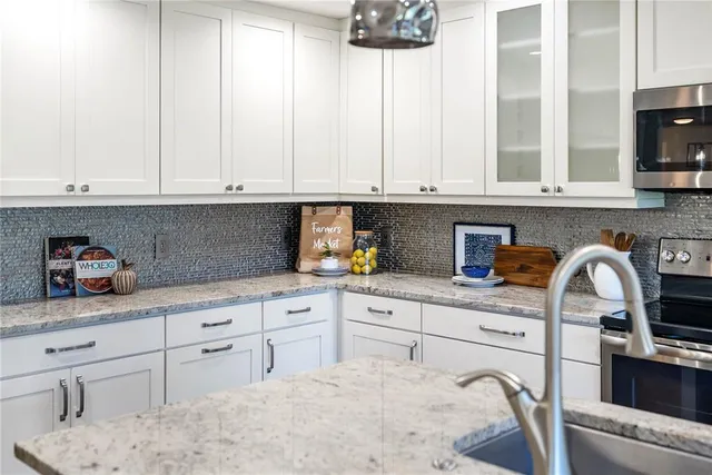 $429,000 | 5471 Cynthia Lane, Sarasota, FL 34235