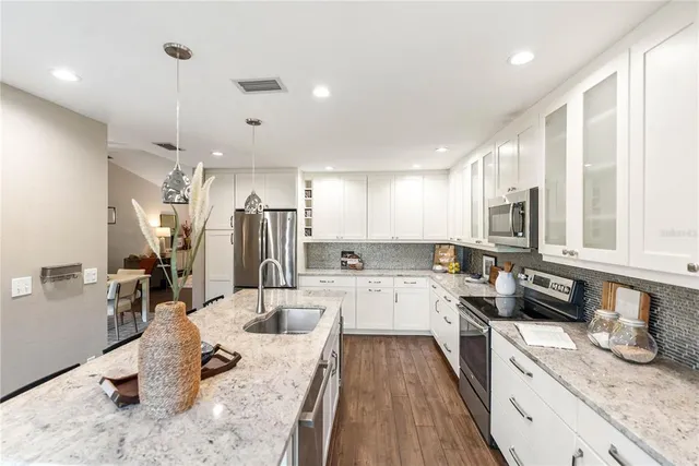 $429,000 | 5471 Cynthia Lane, Sarasota, FL 34235