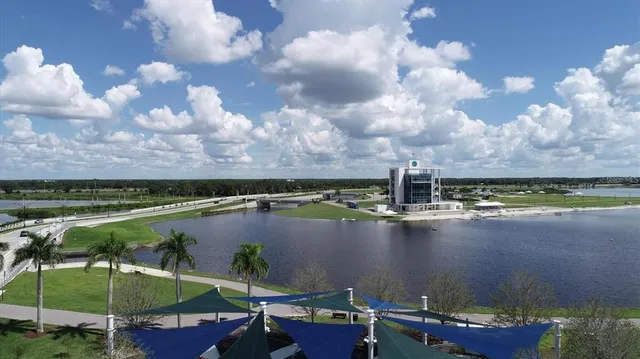 $429,000 | 5471 Cynthia Lane, Sarasota, FL 34235