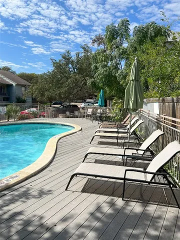 $1,295 | 3204 Manchaca Road, Unit 114, Austin, TX 78704