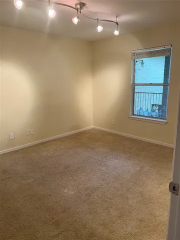 $1,295 | 3204 Manchaca Road, Unit 114, Austin, TX 78704