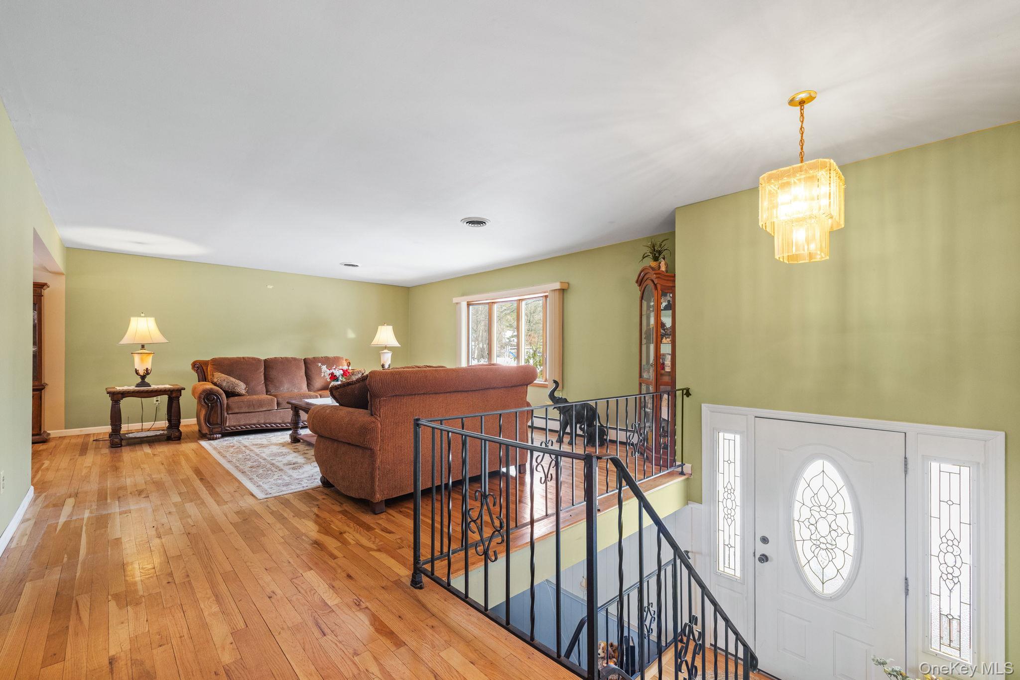 38 Haller Crescent Spring Valley, NY 10977 - Photo 3 of 24