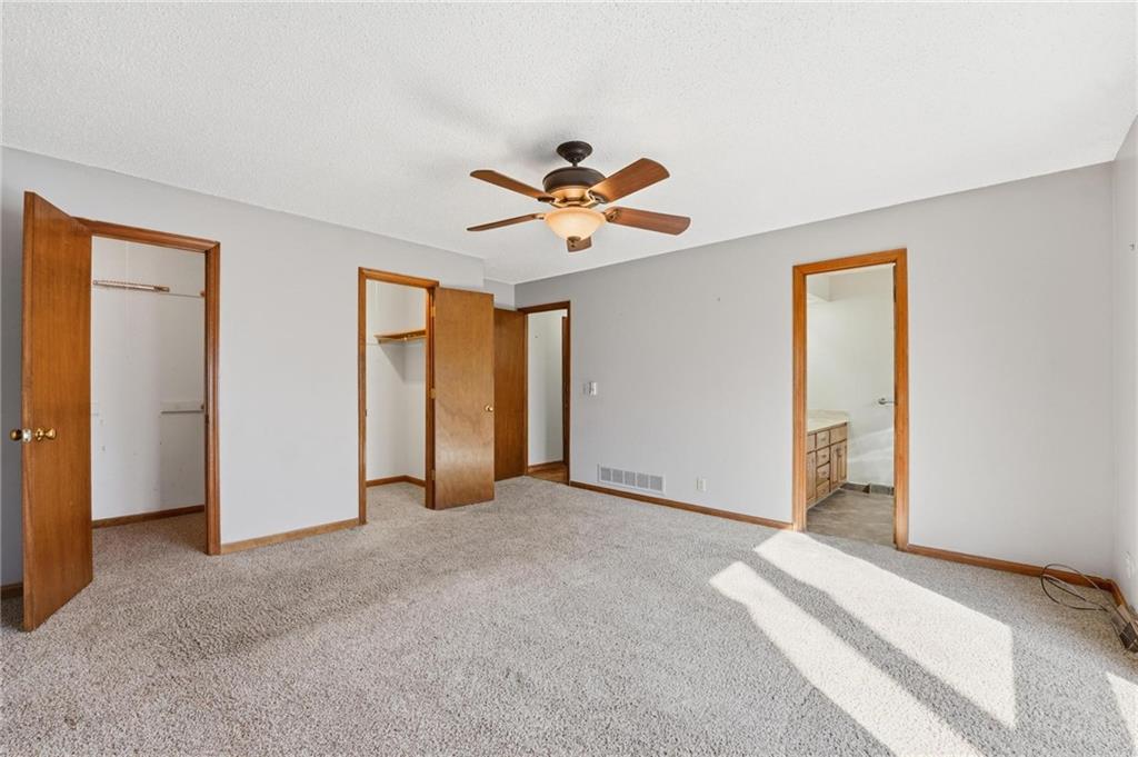 8505 Rosehill Road Lenexa, KS 66215 - Photo 30 of 49