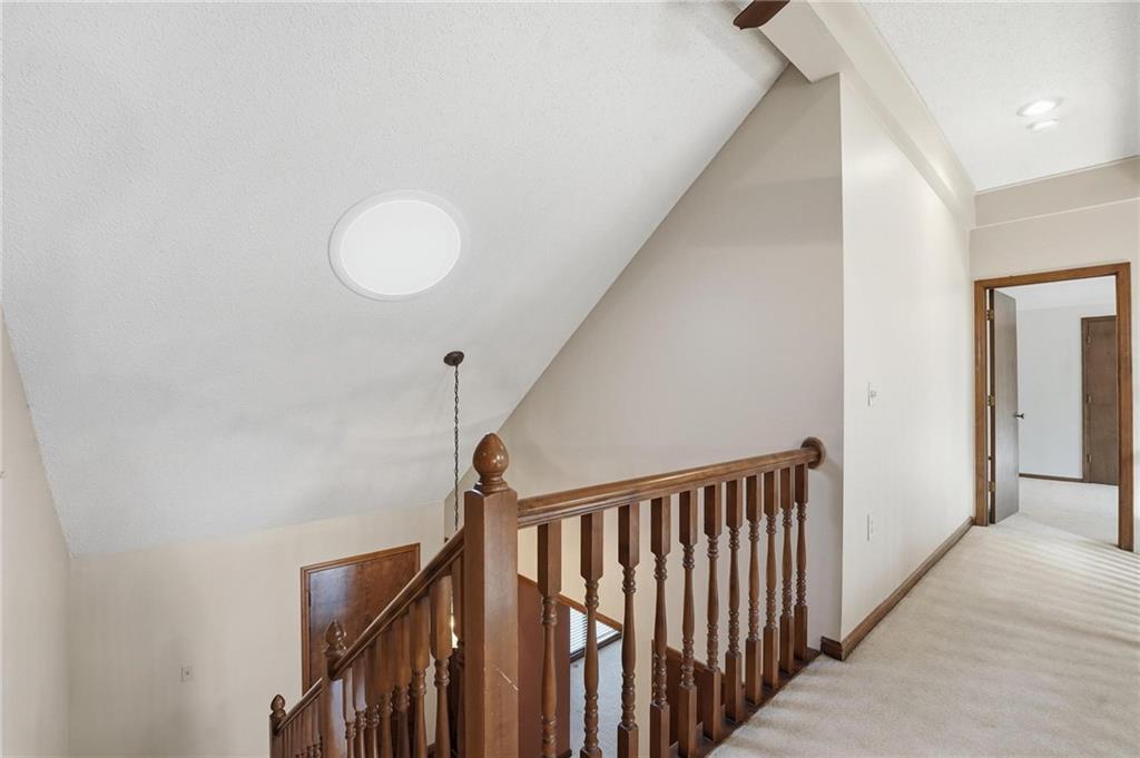 8505 Rosehill Road Lenexa, KS 66215 - Photo 33 of 49