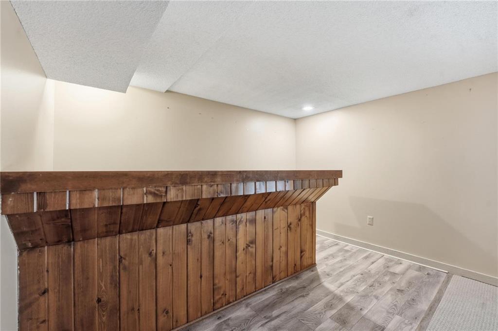 8505 Rosehill Road Lenexa, KS 66215 - Photo 43 of 49