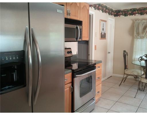 22751 Southwest 64th Way Boca Raton, FL 33428 - Photo 2 of 6 Additional Photo