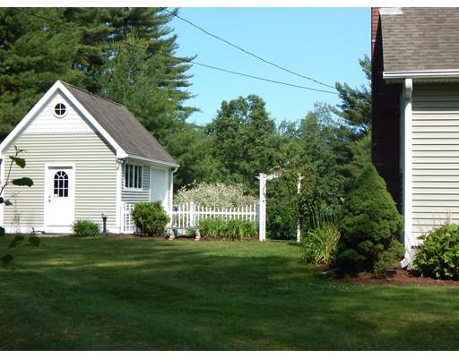 406 Michael Sears Road Belchertown, MA 01007 - Photo 4 of 41