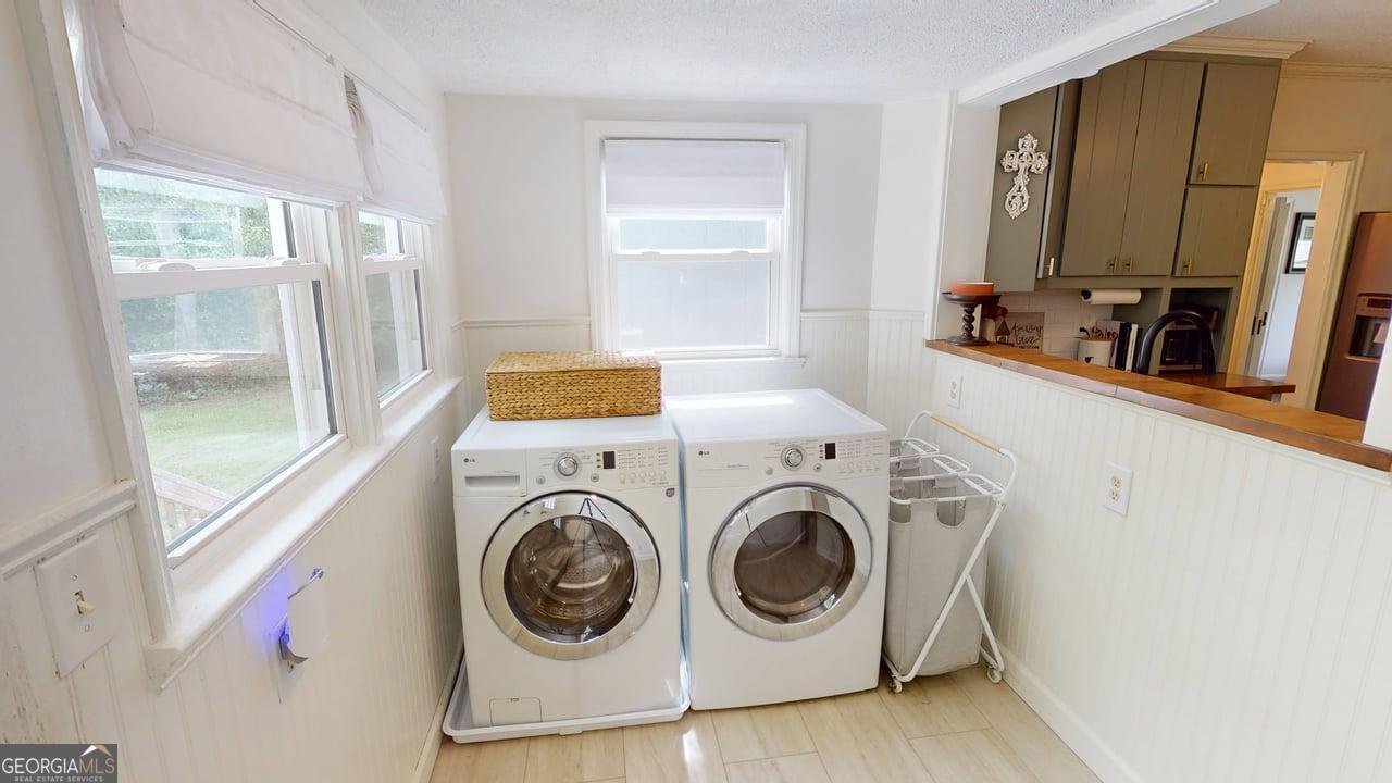 69 West Stephens Street Winder, GA 30680 - Photo 10 of 36