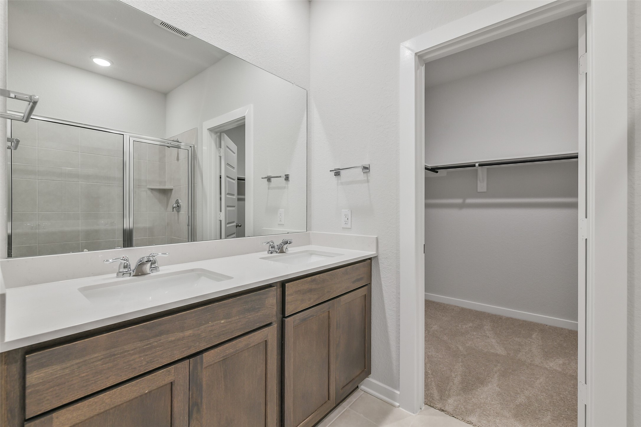 10942 Independence Road Cleveland, TX 77328 - Photo 28 of 48