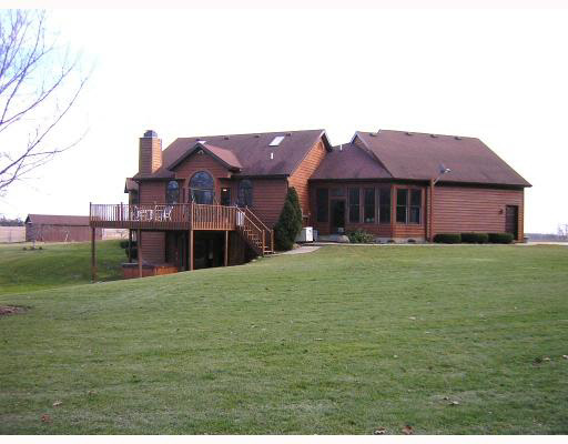22555 Stanton Road Lakeville, IN 46536 - Photo 9 of 12