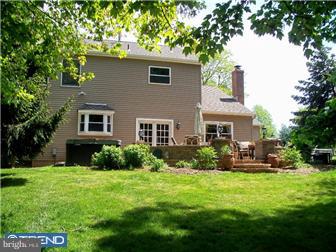 415 Briggs Road Langhorne, PA 19047 - Photo 2 of 12 Exterior Back