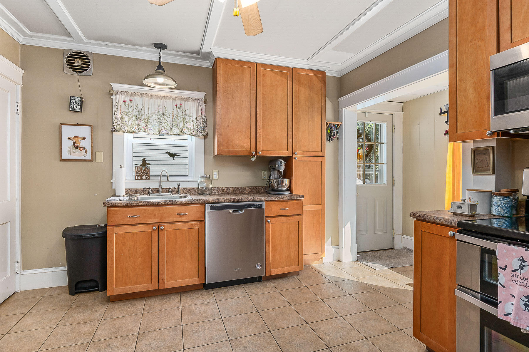 13 Prospect Street Sanford, ME 04083 - Photo 13 of 31 Kitchen