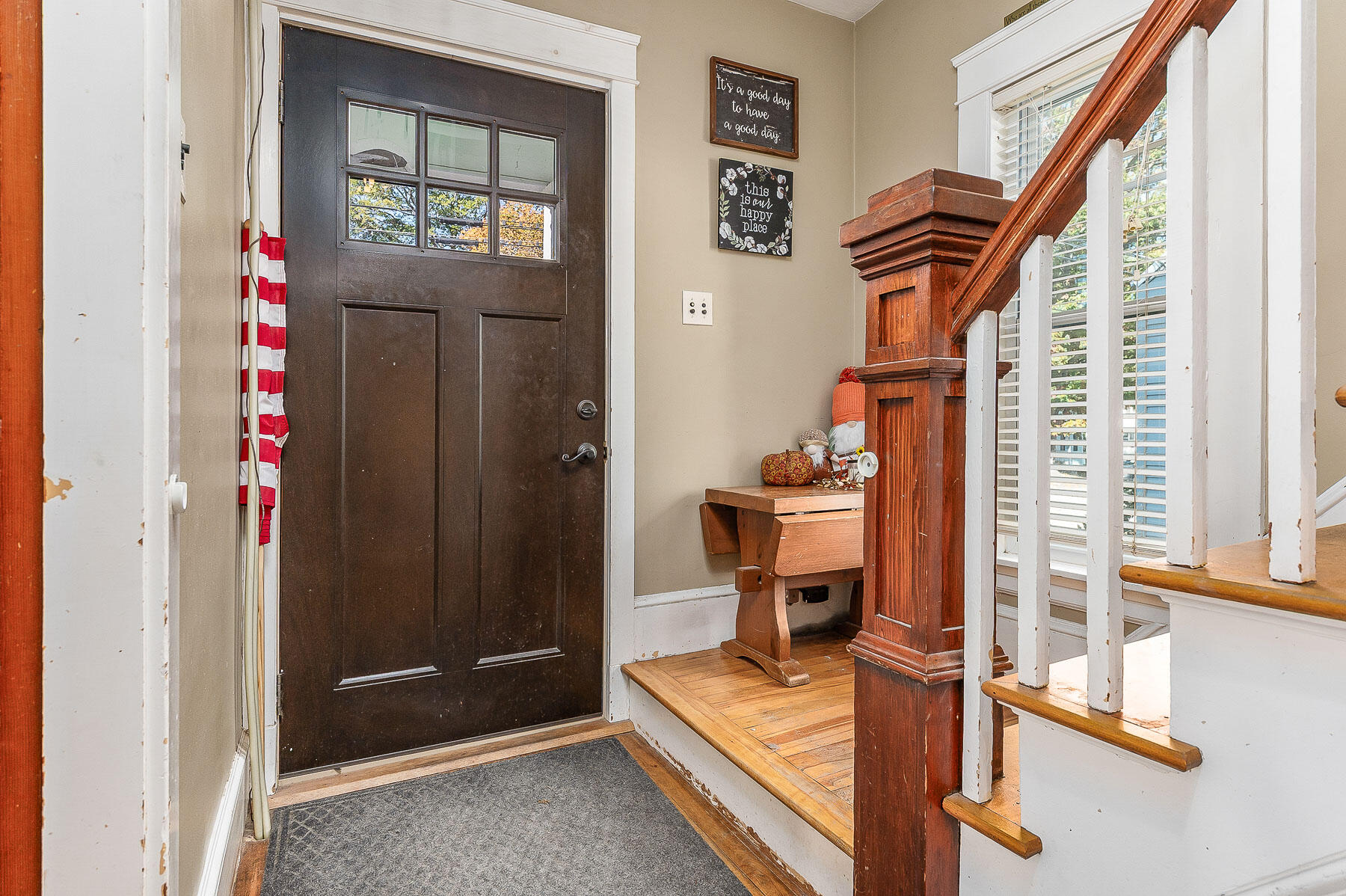 13 Prospect Street Sanford, ME 04083 - Photo 17 of 31 Entryway