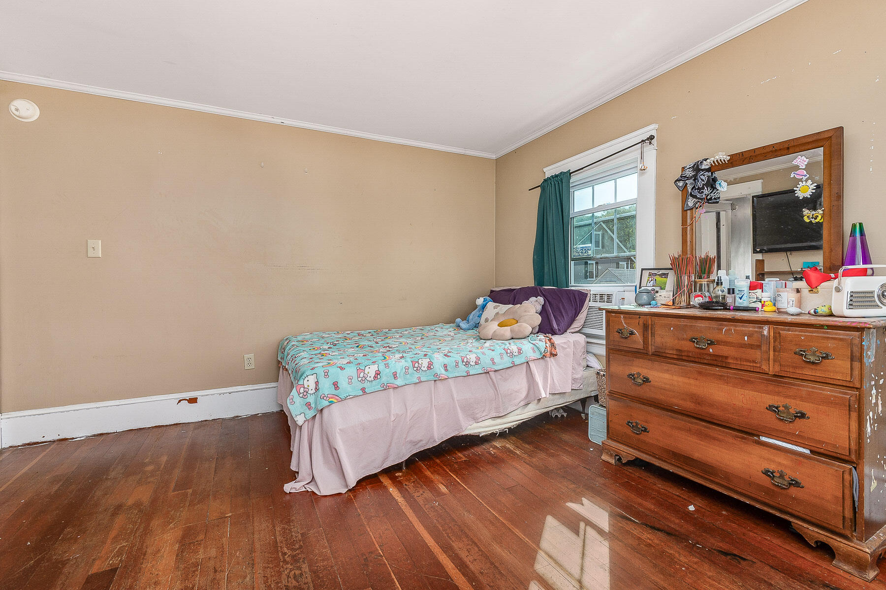 13 Prospect Street Sanford, ME 04083 - Photo 25 of 31 Bedroom 3