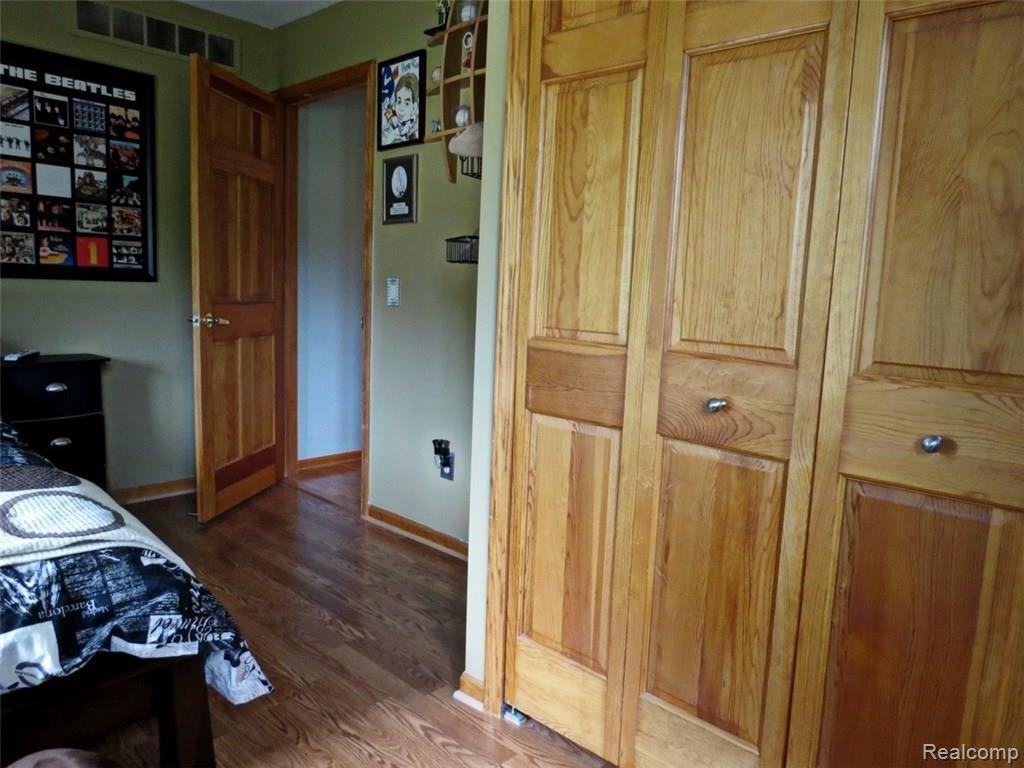 942 South Kern Road Fowlerville, MI 48836 - Photo 34 of 77 10-IMG_3701.JPG