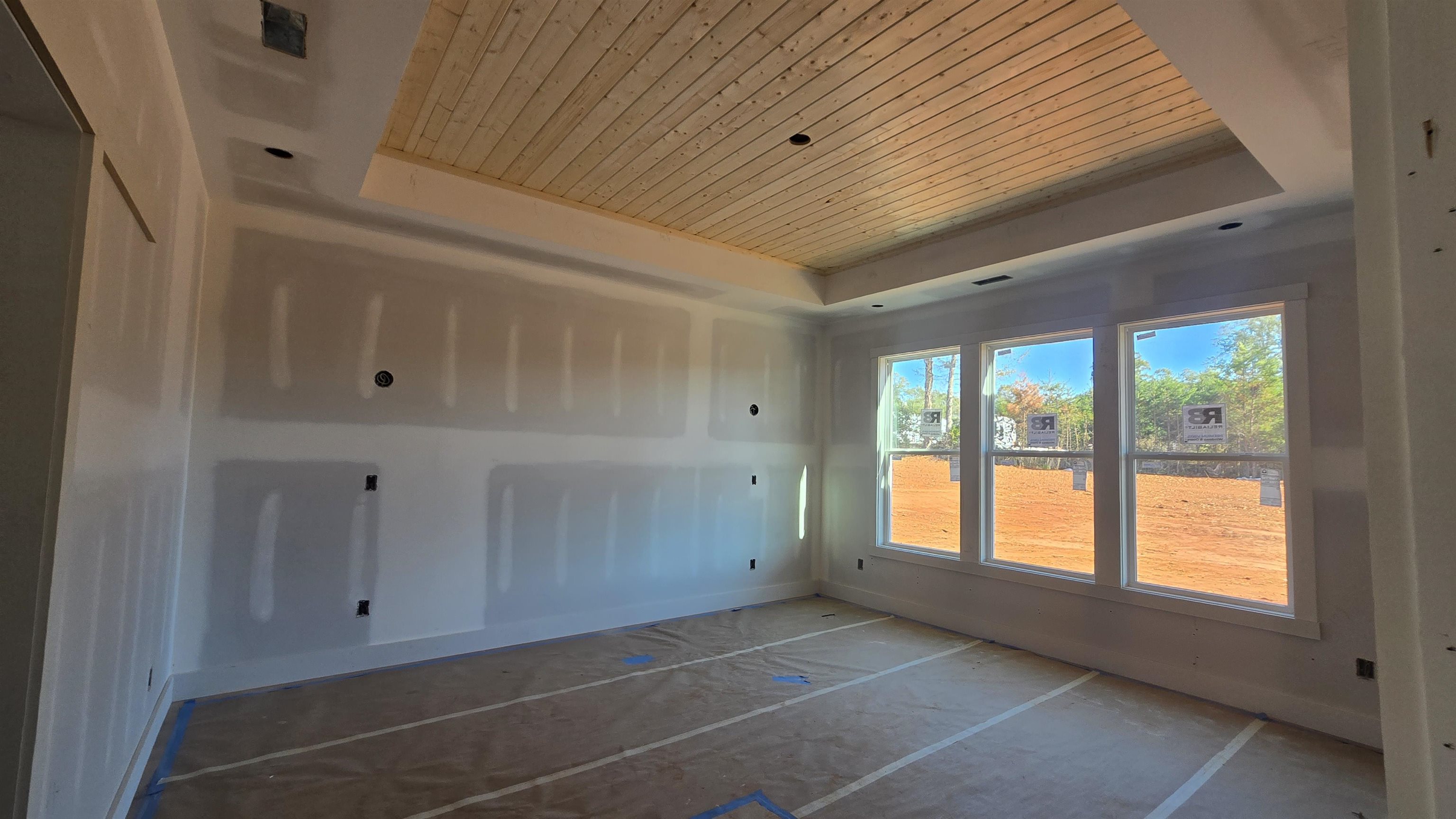 261 State Rd S-42-742 Wellford, SC 29385 - Photo 13 of 24