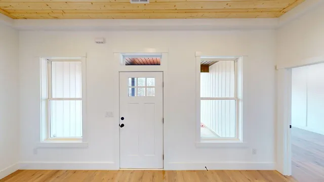 $474,900 | 261 State Rd S-42-742, Wellford, SC 29385