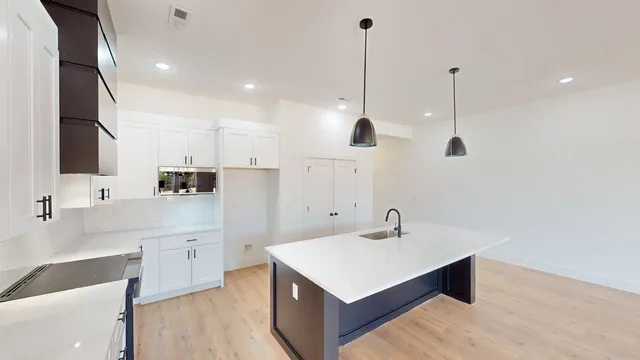 $474,900 | 261 State Rd S-42-742, Wellford, SC 29385