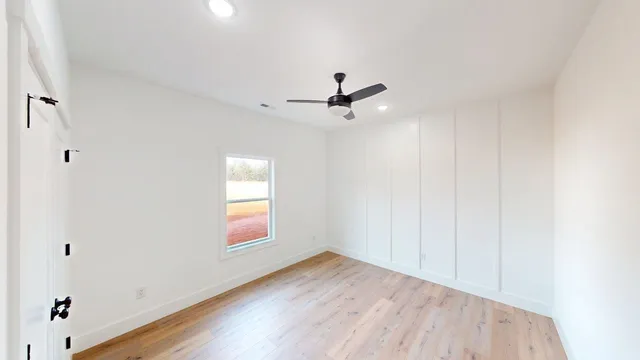 $474,900 | 261 State Rd S-42-742, Wellford, SC 29385