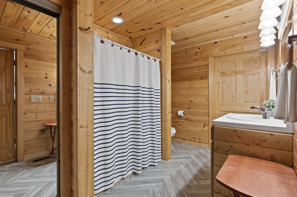 96 Holiday Court Ellijay, GA 30540 - Photo 26 of 51