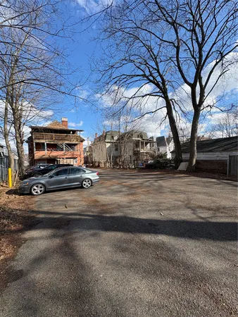 $7,250 | 121 Oak Street, Binghamton, NY 13905