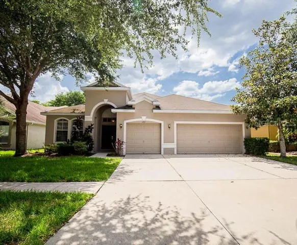 $2,600 | 15111 Shearcrest Drive, Lithia, FL 33547