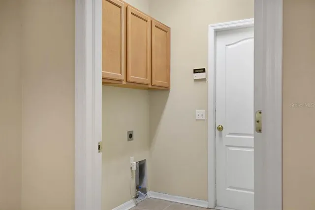 $2,600 | 15111 Shearcrest Drive, Lithia, FL 33547