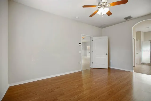 $2,600 | 15111 Shearcrest Drive, Lithia, FL 33547