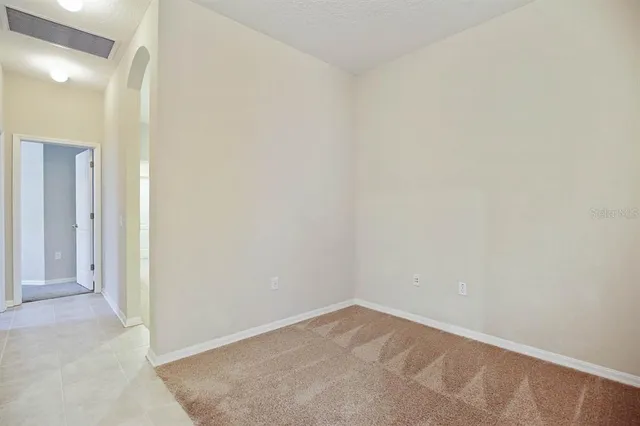 $2,600 | 15111 Shearcrest Drive, Lithia, FL 33547