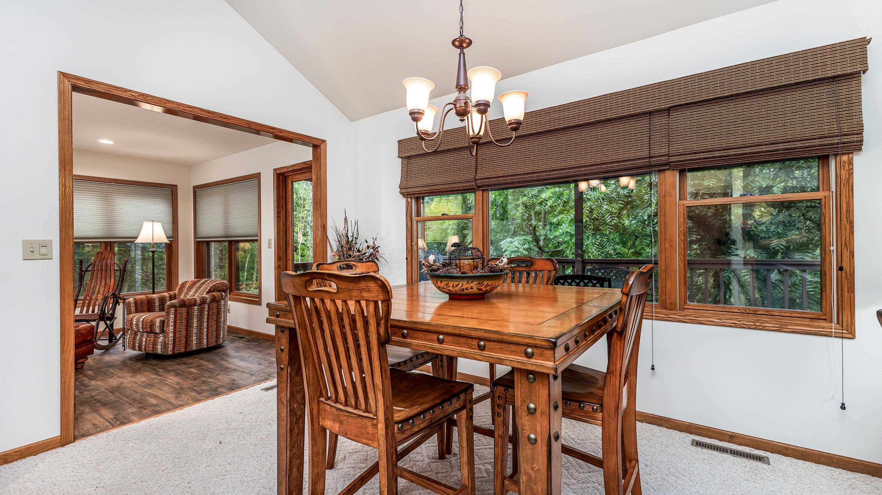 305 West Wachter Road Galena, IL 61036 - Photo 12 of 41 Gallery Image 12