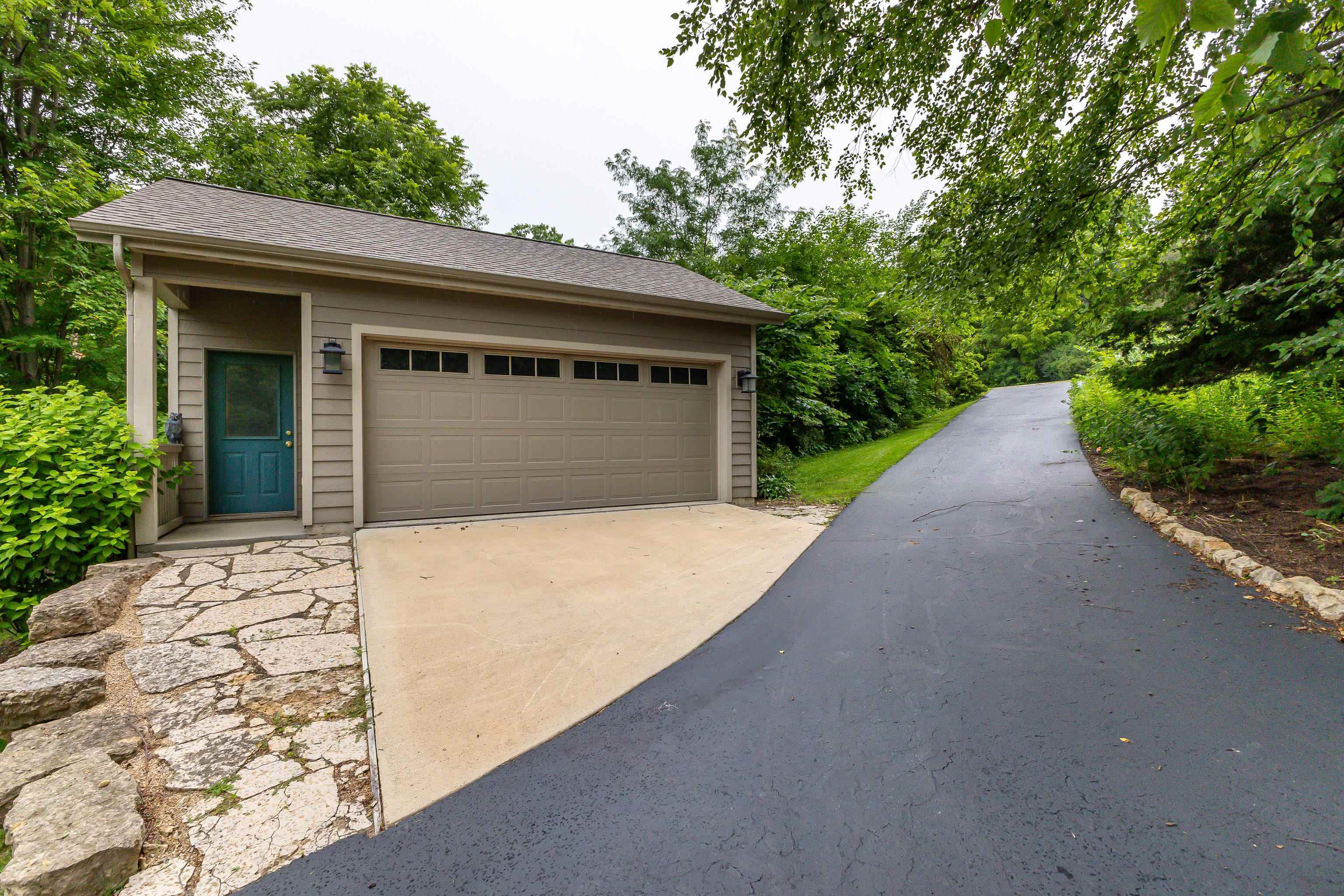 305 West Wachter Road Galena, IL 61036 - Photo 2 of 41 Gallery Image 2