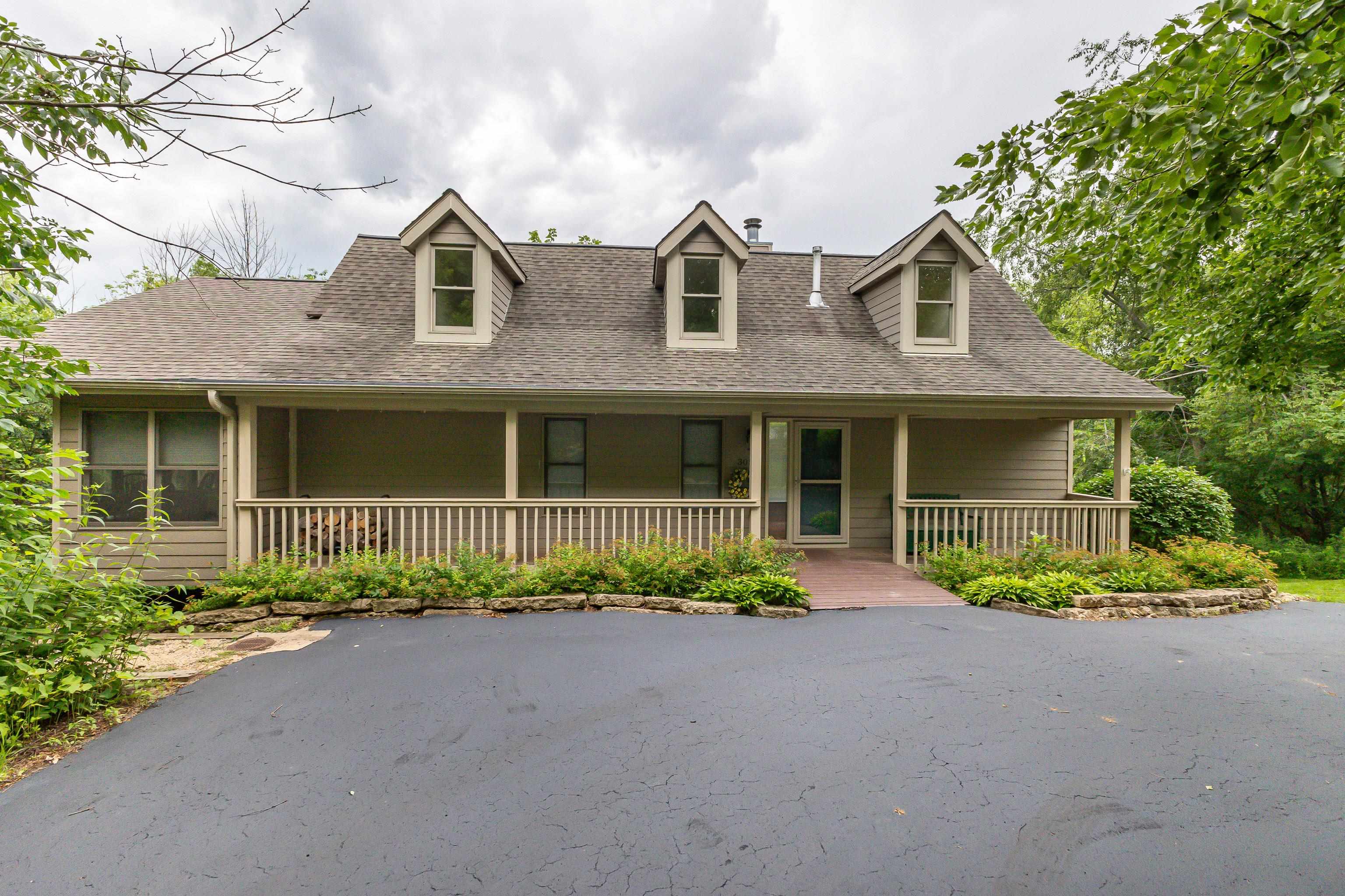 305 West Wachter Road Galena, IL 61036 - Photo 3 of 41 Gallery Image 3