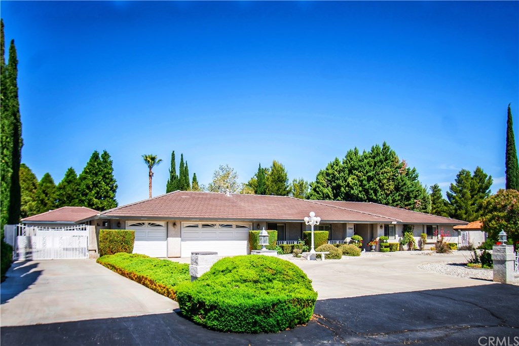 13308 Shawnee Road Apple Valley, CA 92308 - Photo 1 of 1 Gallery Image 1