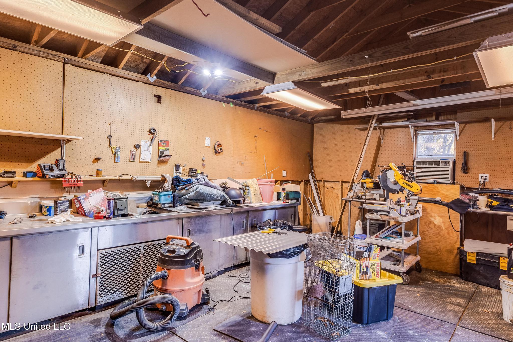 320 Carter Road Biloxi, MS 39531 - Photo 24 of 28 IMG_7221-Edit