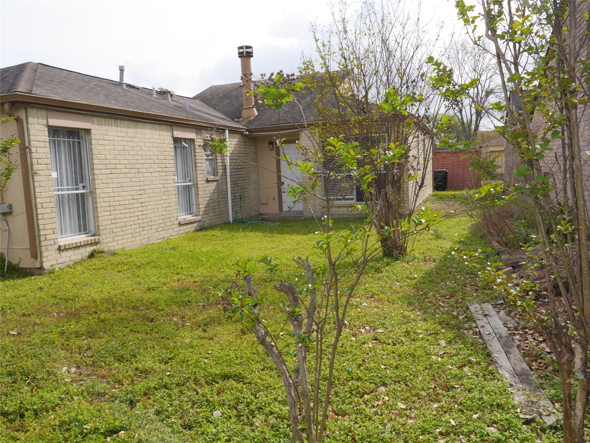 7410 Canasta Lane Houston, TX 77083 - Photo 30 of 33 front view of a house with a yard