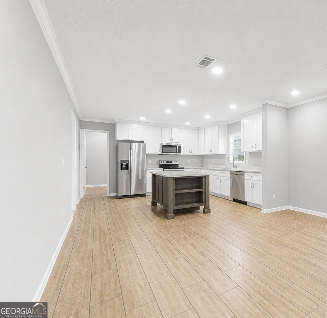 655 Lowe Road Comer, GA 30629 - Photo 5 of 13